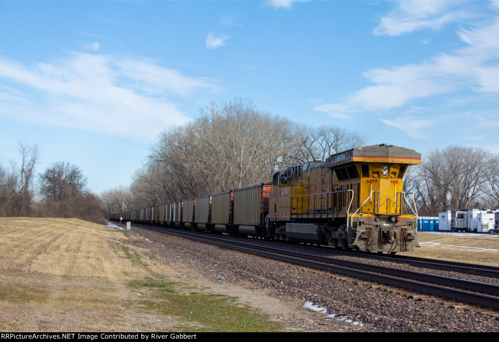 Eastbound UP Coal Train DPU at Grinter Heights